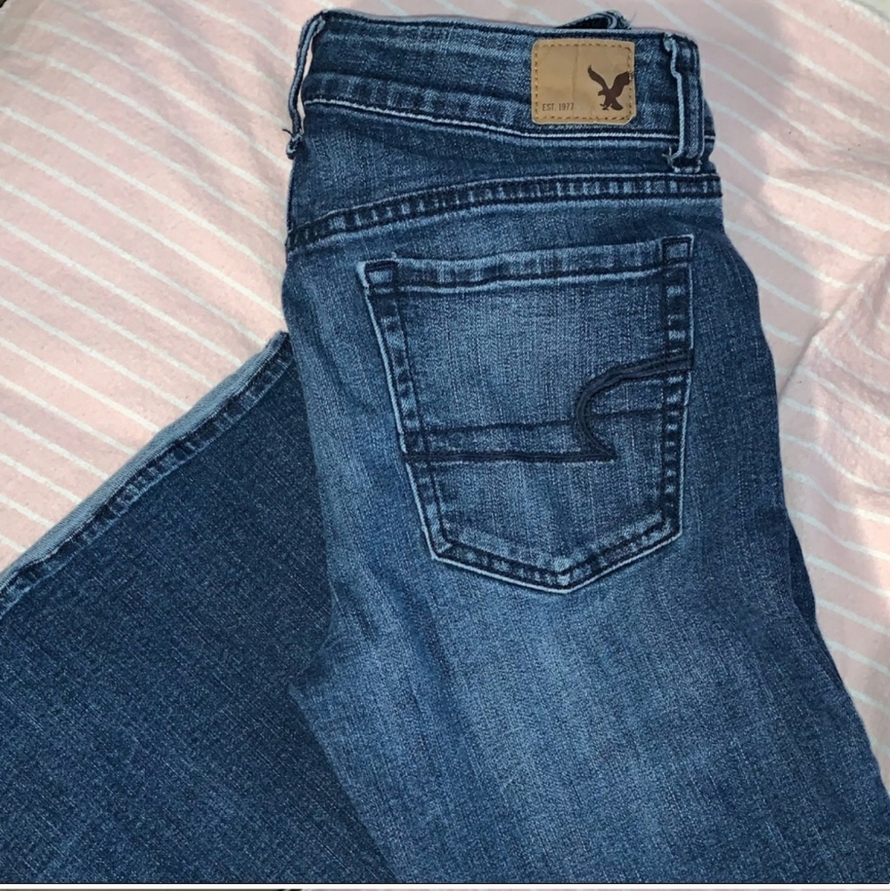 American Eagle Flare High Rise